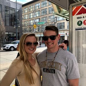 Meet your Posher, Denny